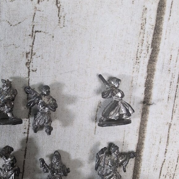 Lot Of 8 Metal Fantasy RPG Mini Figures - Picture 3 of 6